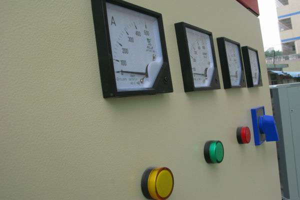 邱县配电柜-3683讲讲配电柜注意事项